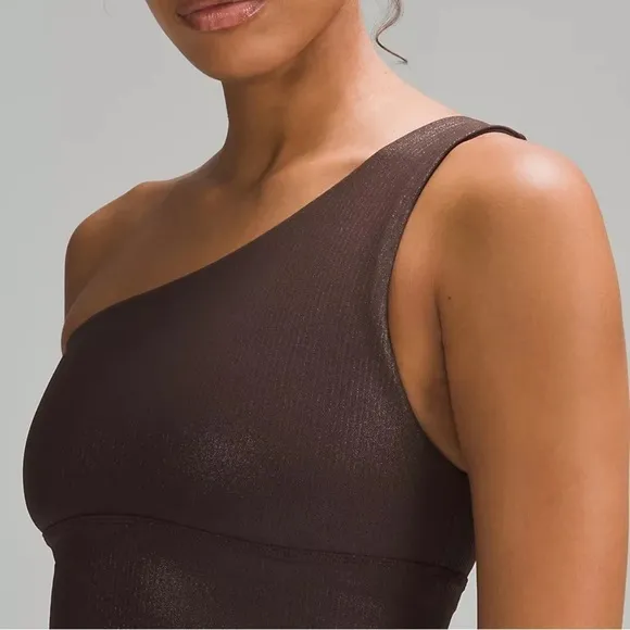 2. NWT Lululemon Align Asymmetrical Ribbed Bra *Light Support A/B Cup- Size 4