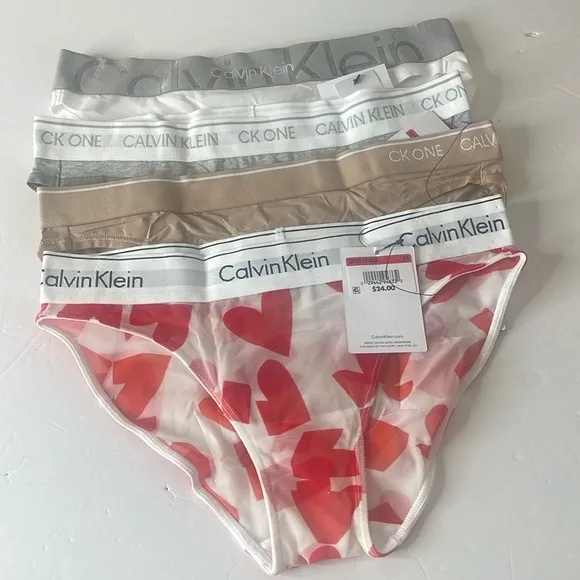 Calvin Klein Assortment of Bikini Panties 4 Pairs. Size XS