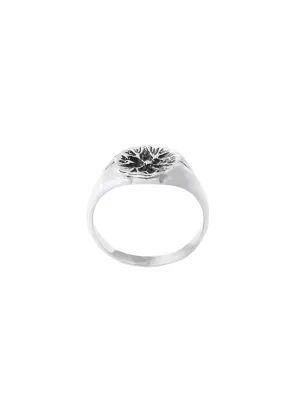 Carina Hardy - LP Signet Ring - Silver