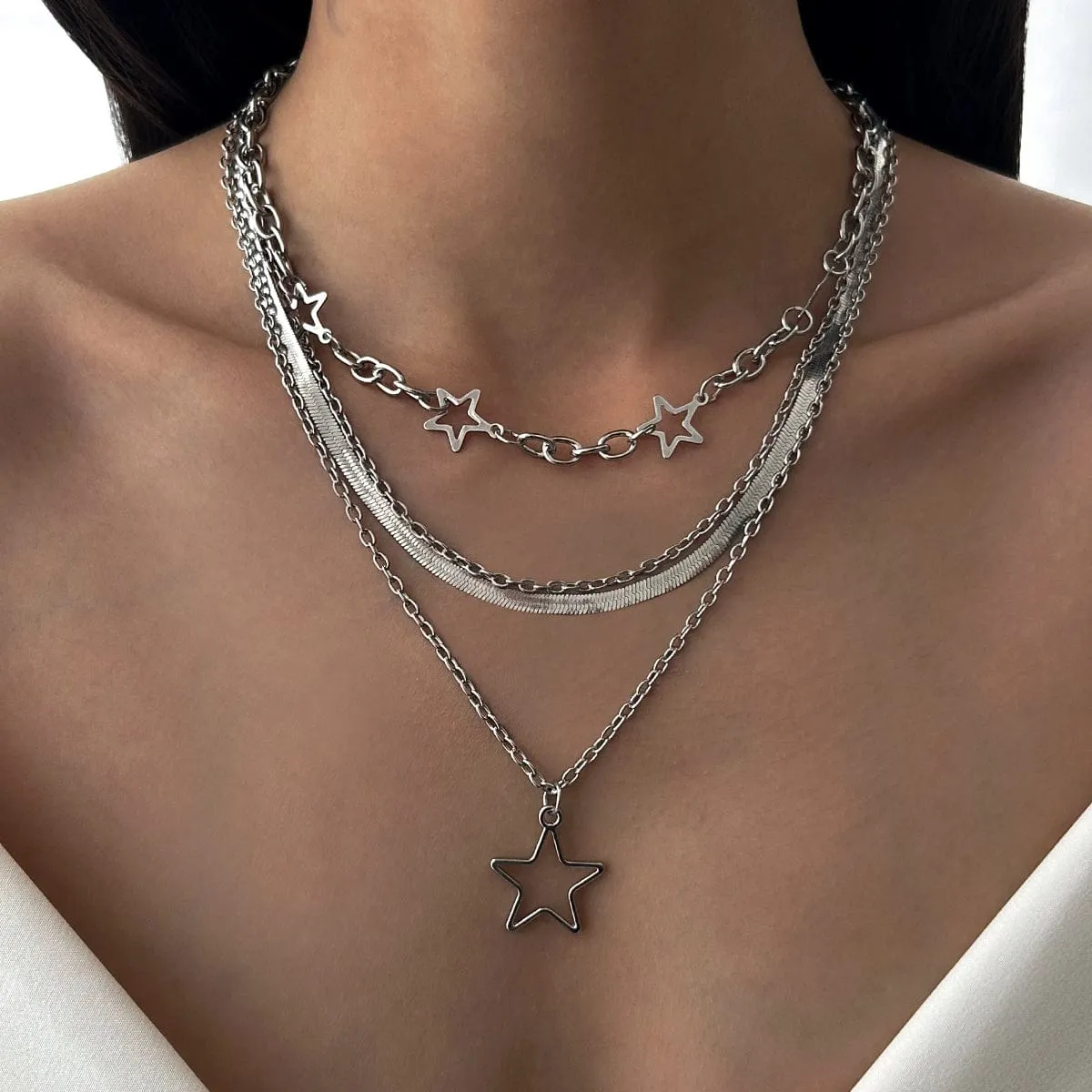 Charming 4pcs Hollow Star Pendant Snake Curb Chain Necklace Set