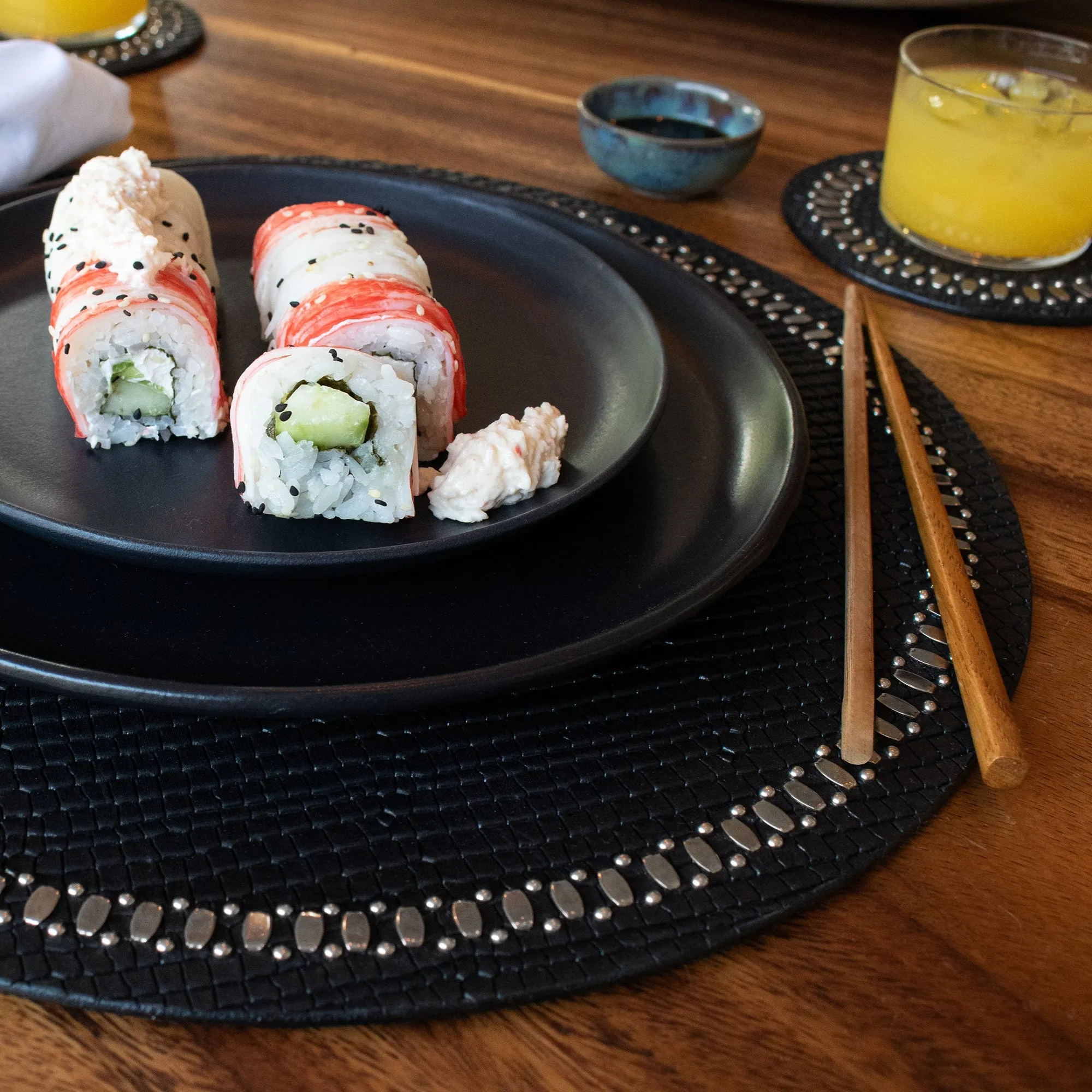 Concha S Placemats  (QTY 2 pc)