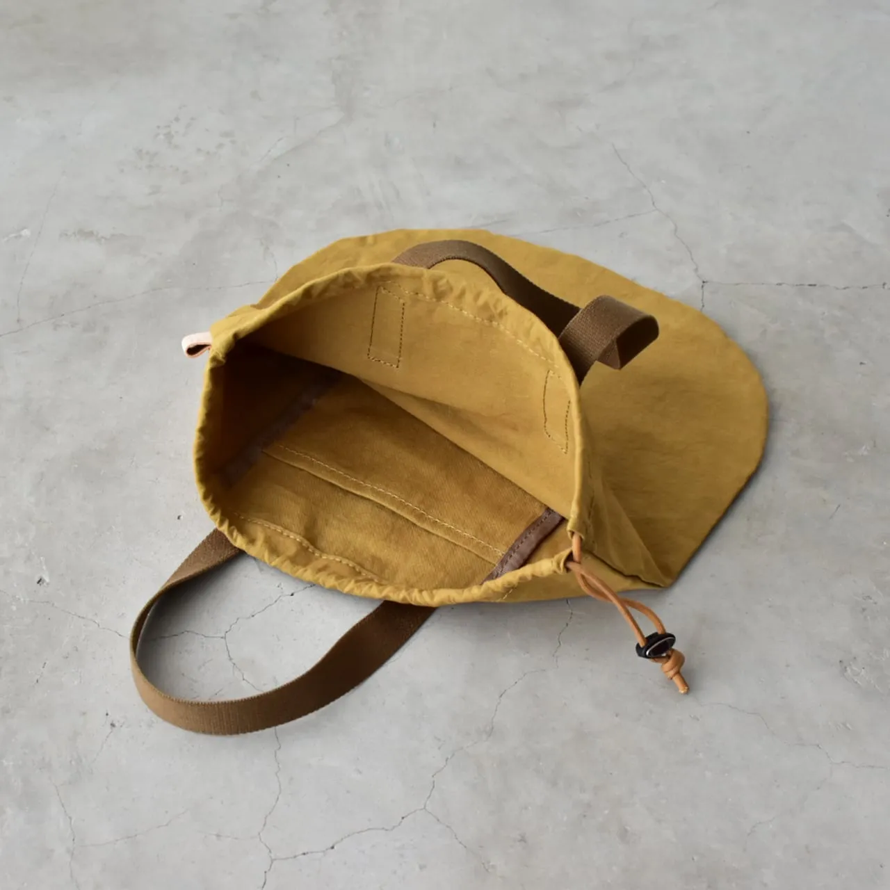 CRONY. | クルニー　Kinchaku Tote S