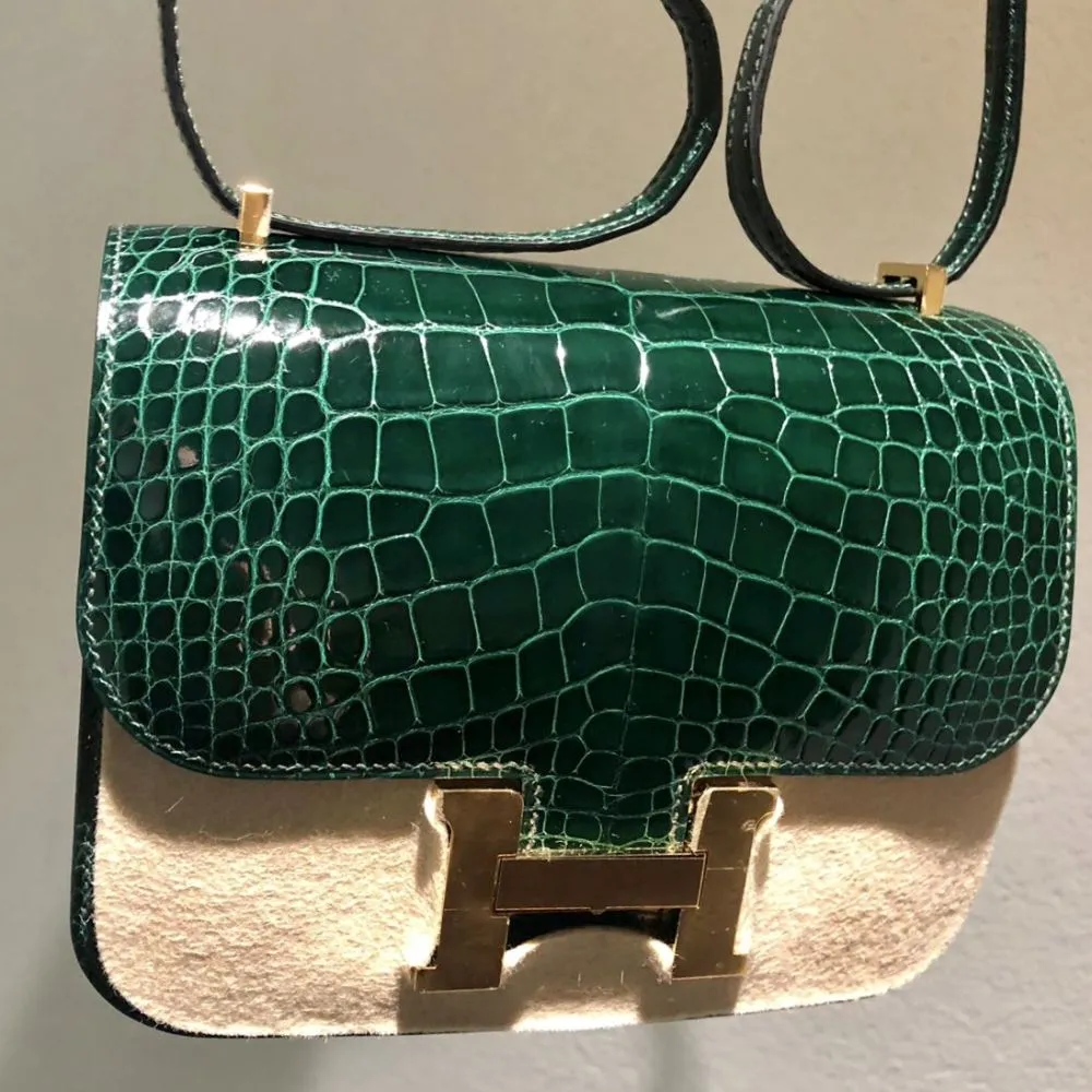 Hermès Constance 18 Vert Fonce Alligator Mississippi Lisse Gold Hardware GHW