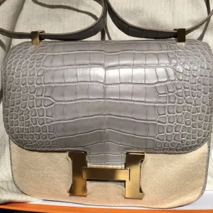 Hermès Constance 24 Gris Perle Alligator Mississippi Matte Gold Hardware GHW