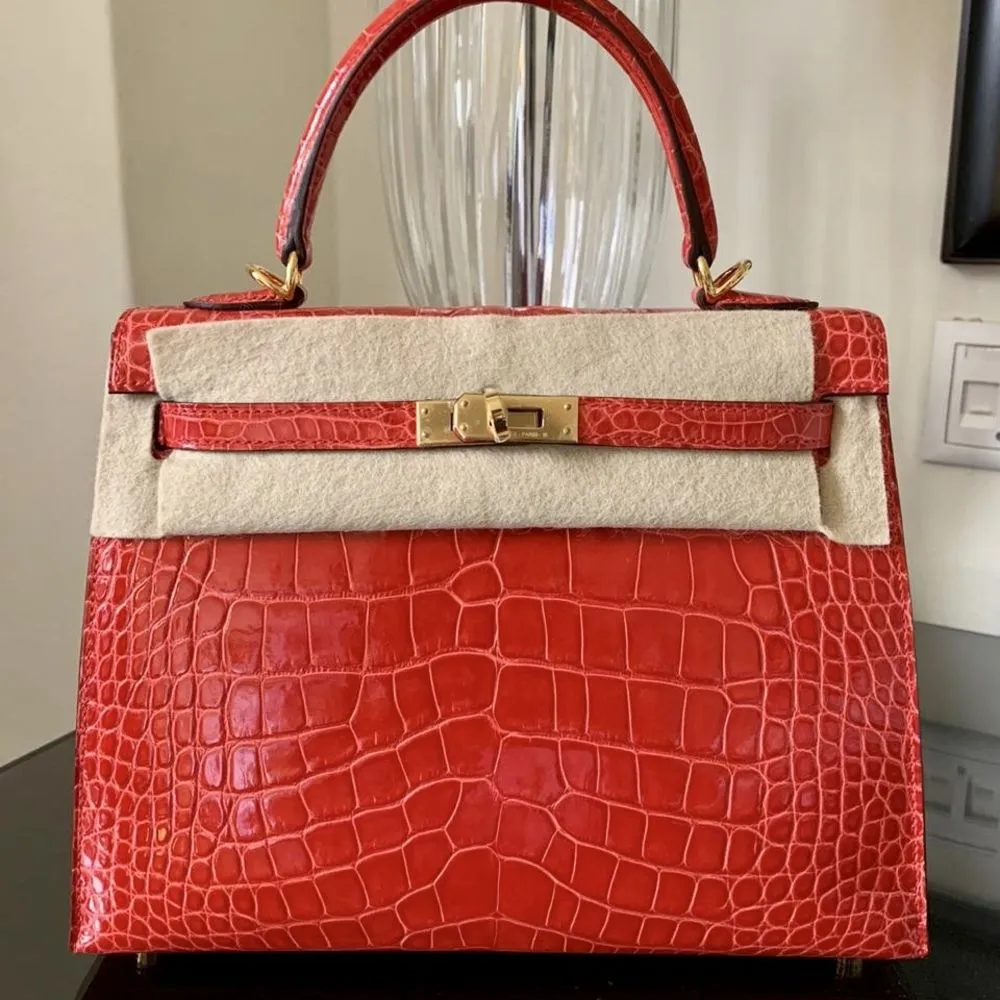 Hermès Kelly 25 Rouge de Coeur Sellier Alligator Mississippi Lisse Gold Hardware GHW
