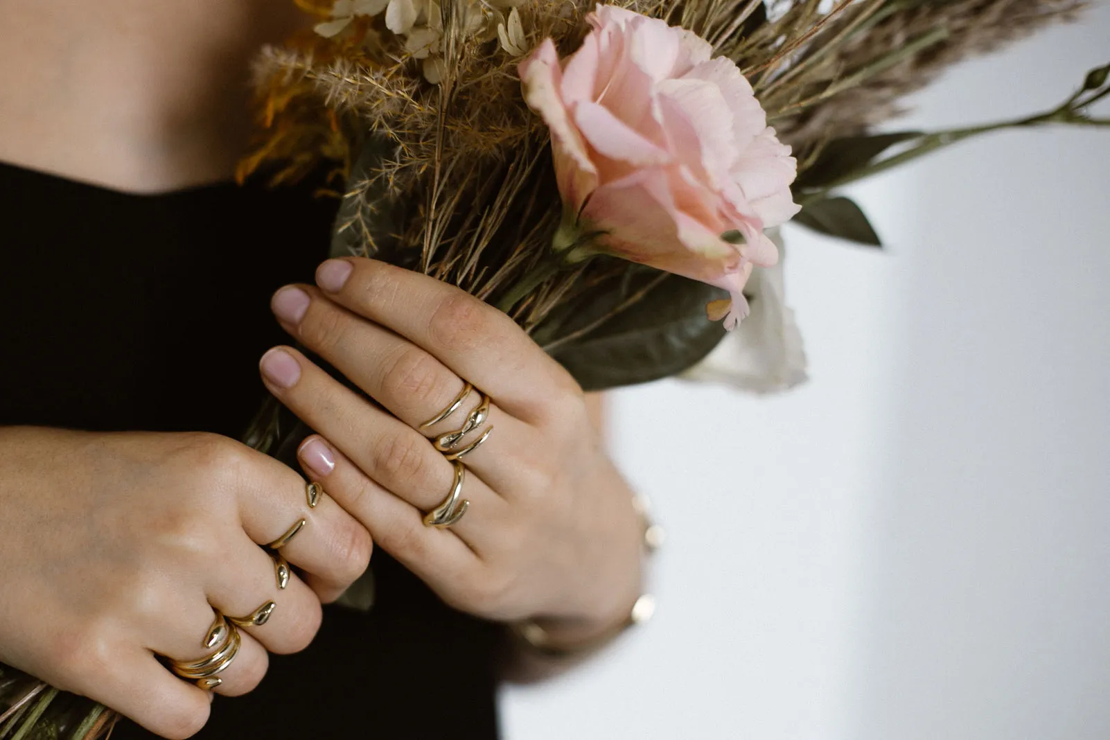 Kissing Snakes Ring