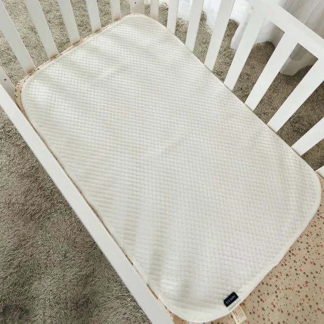 L 60x120cm ANTIBACTERIAL BREATHABLE MATTRESS PROTECTOR