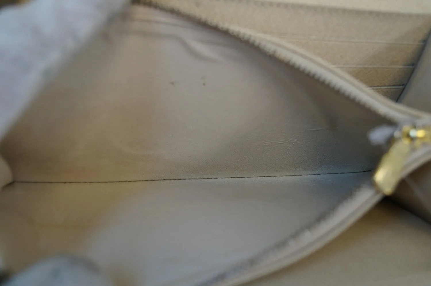LOUIS VUITTON Damier Azur Portefeiulle Sarah Long Bifold Wallet