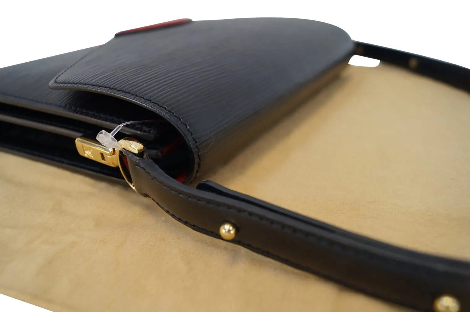 LOUIS VUITTON Epi Hoche Bi-color Black Red Shoulder Bag - Final Call