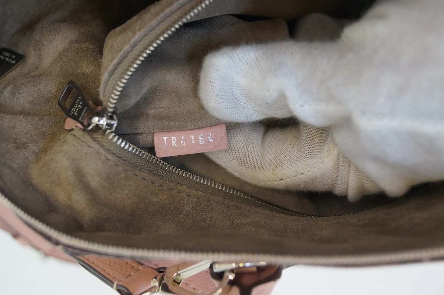 LOUIS VUITTON Magnolia Veau Cachemire Calfskin Leather Soft Lockit PM Bag