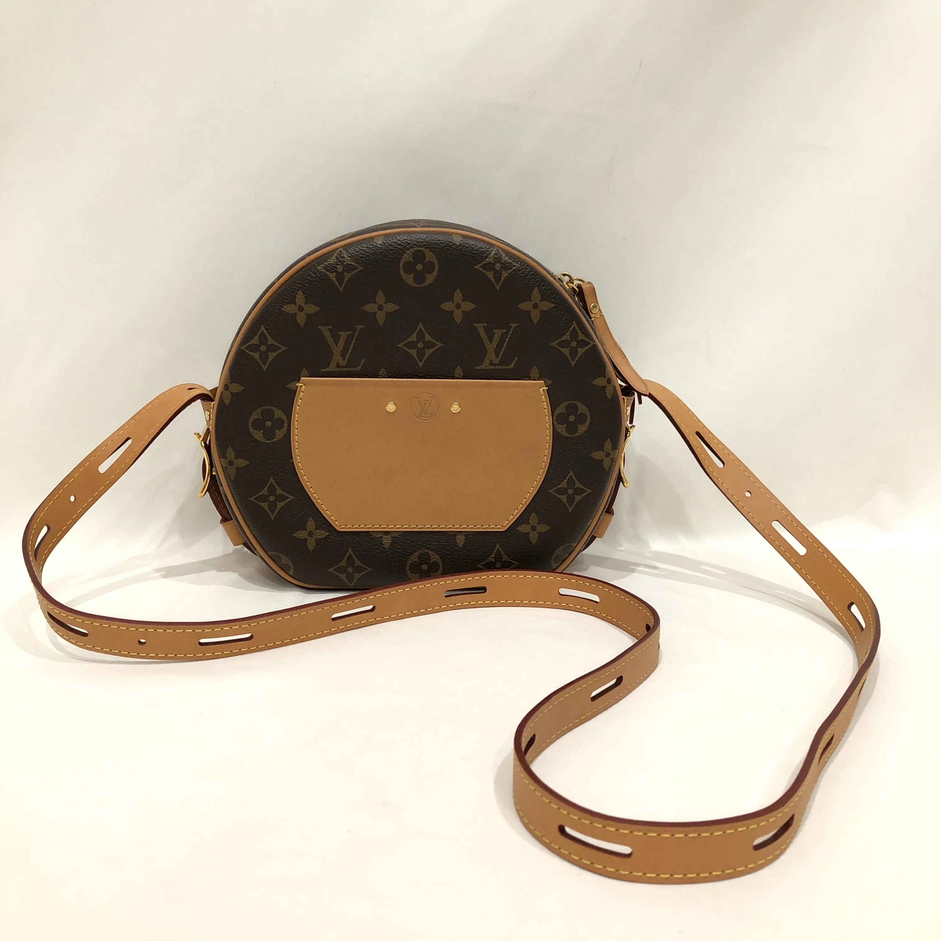 Louis Vuitton Monogram Boite Chapeau Souple MM Shoulder Bag Sku# 83258