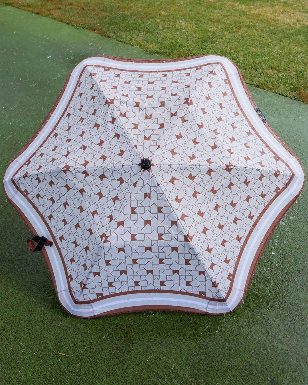 Metro x Karen Walker Blunt Umbrella