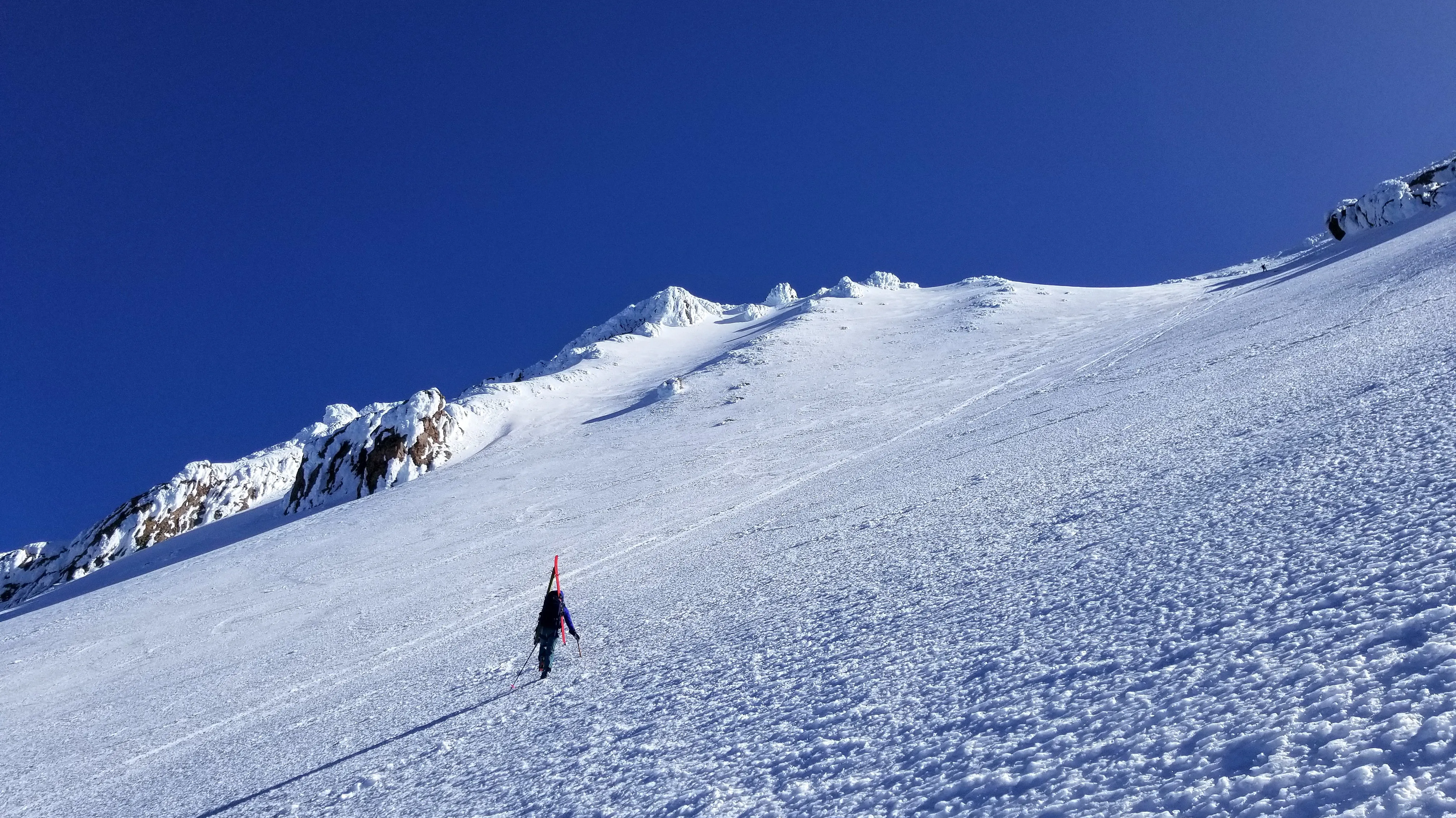 Mt Shasta Summit & Ski Descent