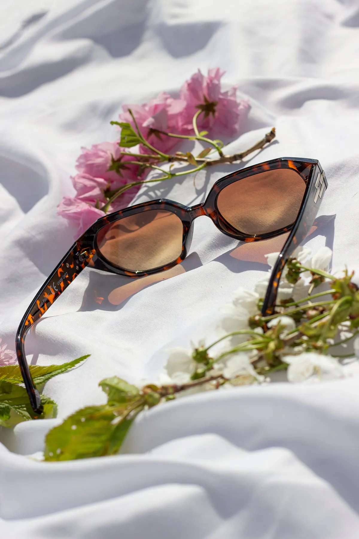 Narrow Hexagon Sunglasses with Metal Detail
