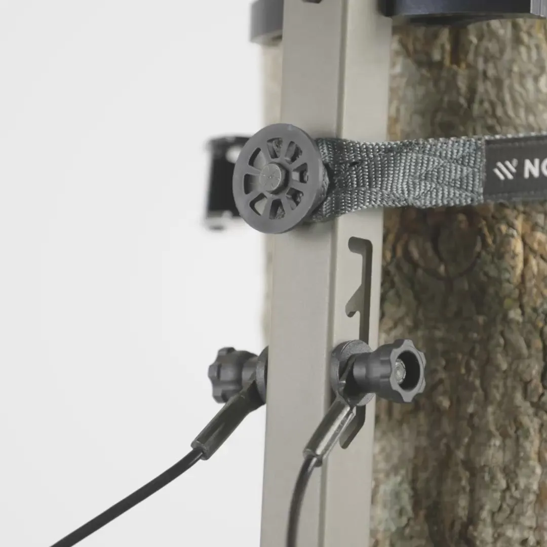 Novix Helo Hang On Treestand