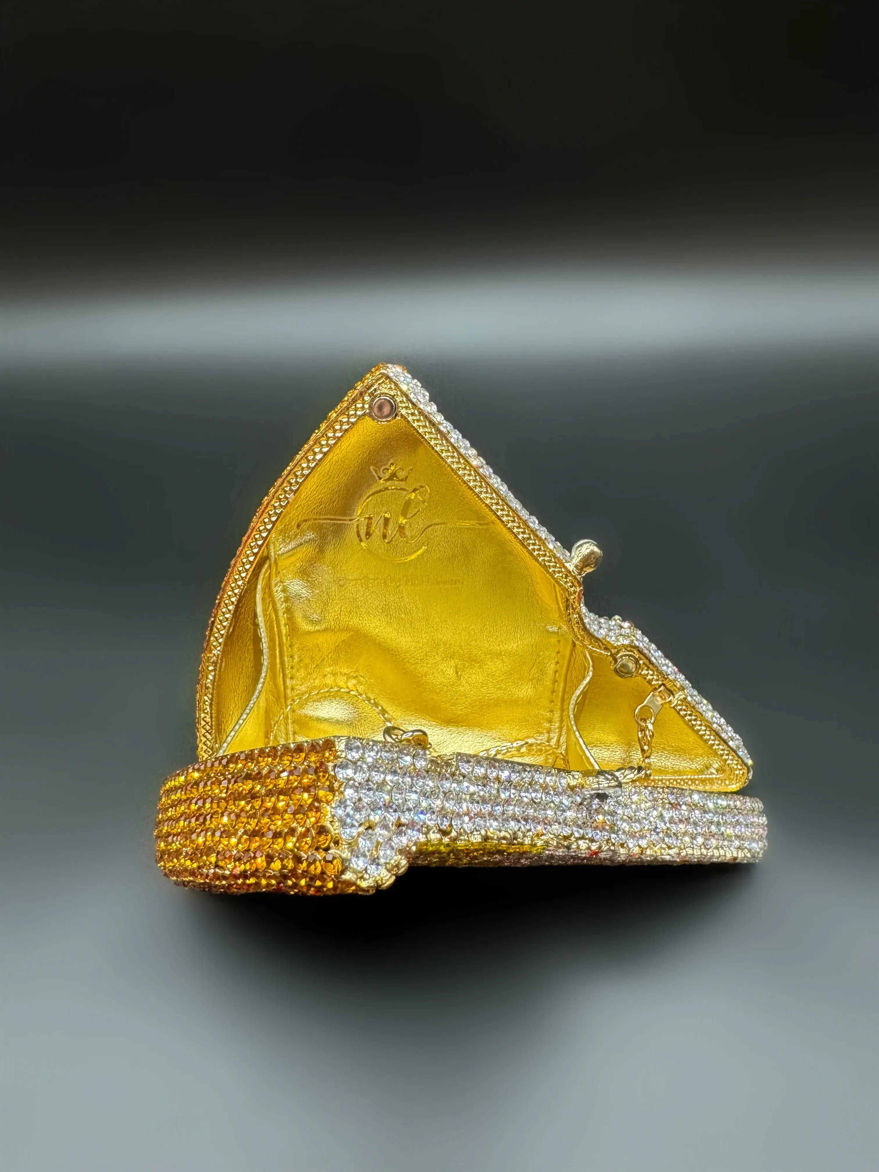 Pizza Party Gold