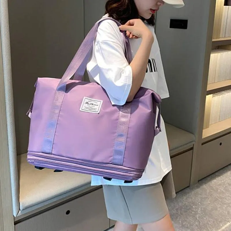 Reisetasche mit Universalrädern