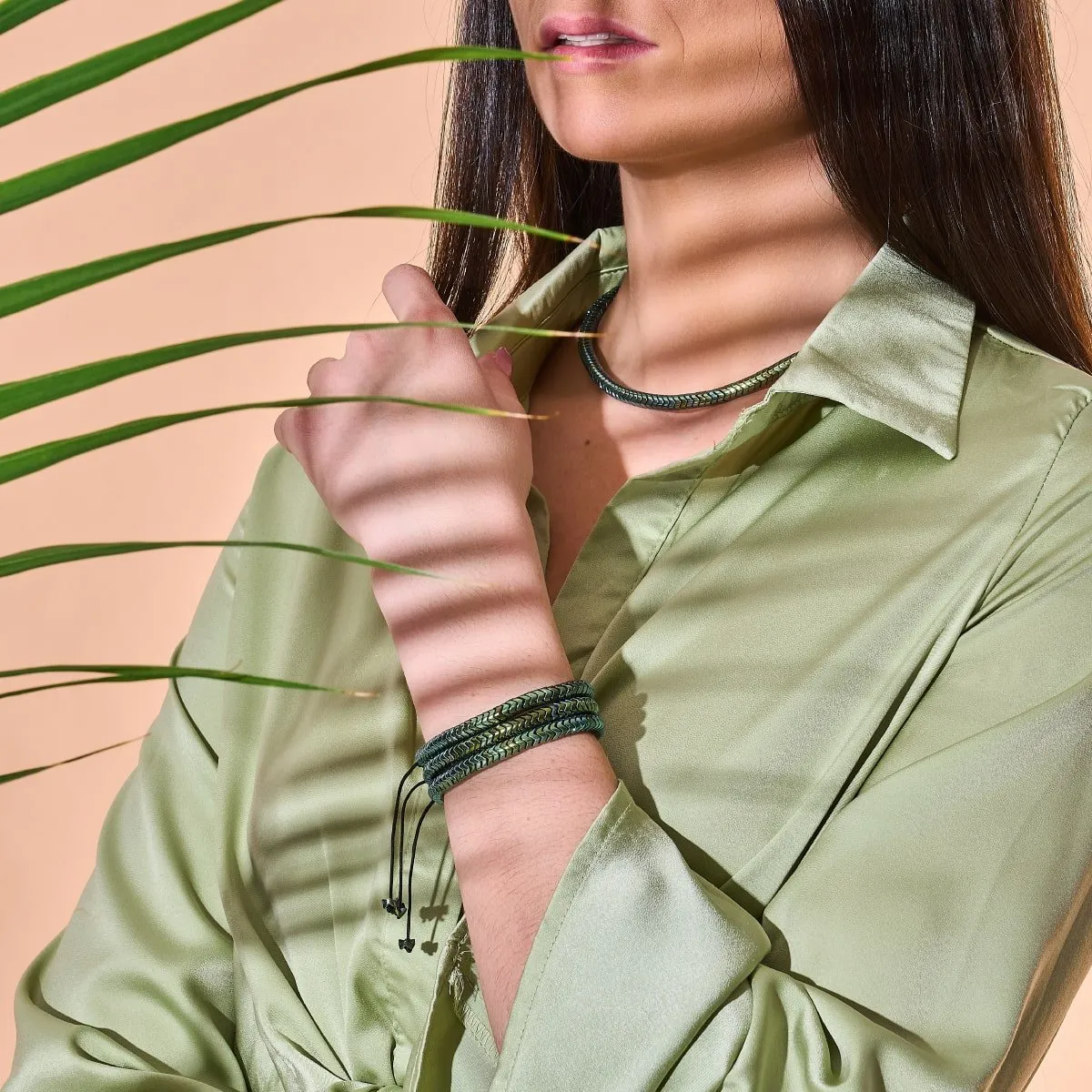 Serpentine | Emerald Hematite x Gunmetal | Double Wave Necklace