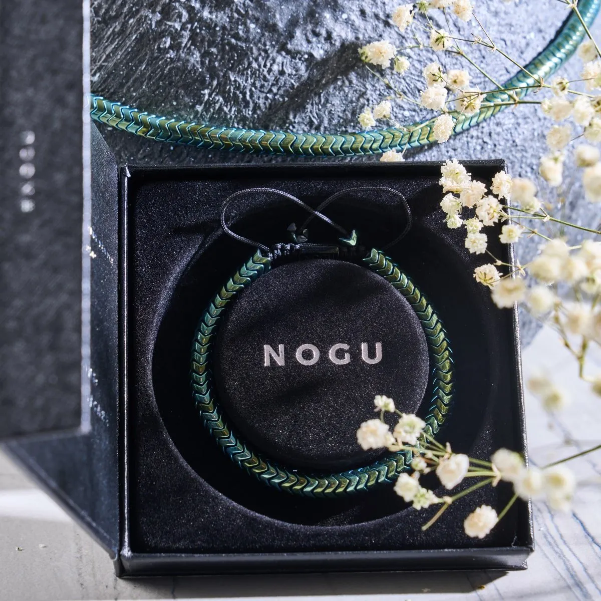 Serpentine | Emerald Hematite x Gunmetal | Double Wave Necklace