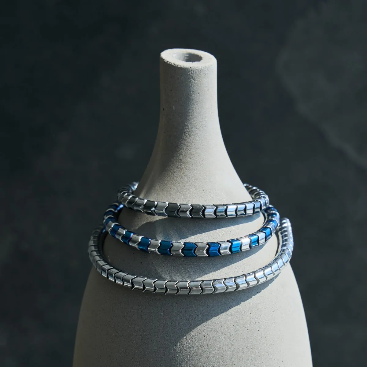 Serpentine | Grey and Silver Hematite x Silver | Wave Bracelet