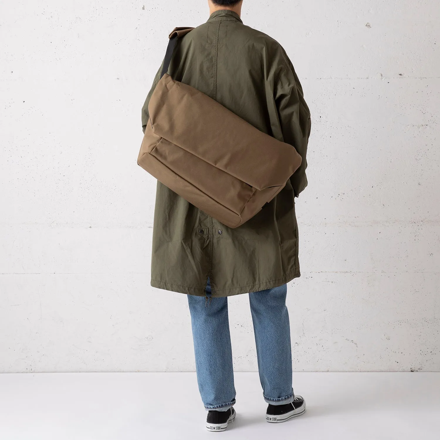 SML | エスエムエル　UNIVERSE MESSENGERBAG