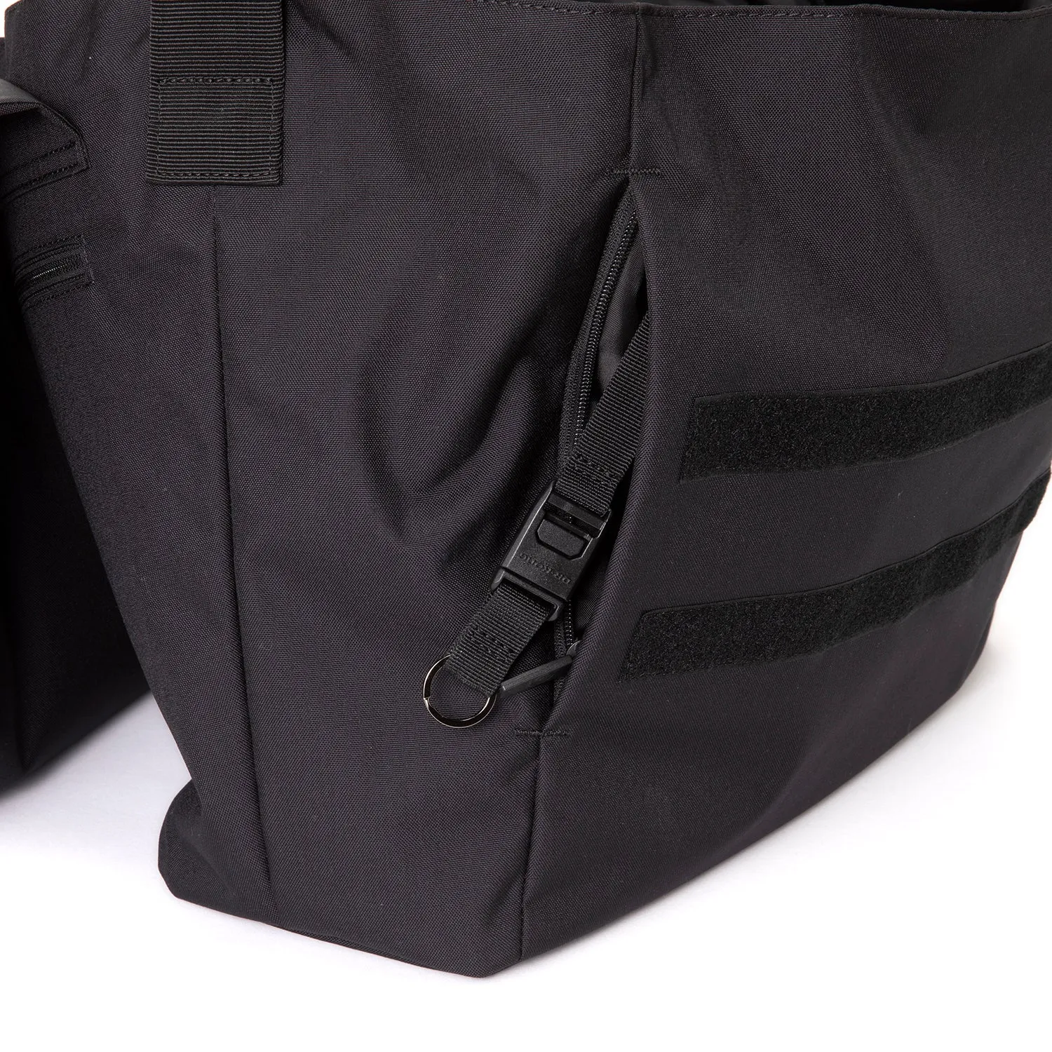 SML | エスエムエル　UNIVERSE MESSENGERBAG