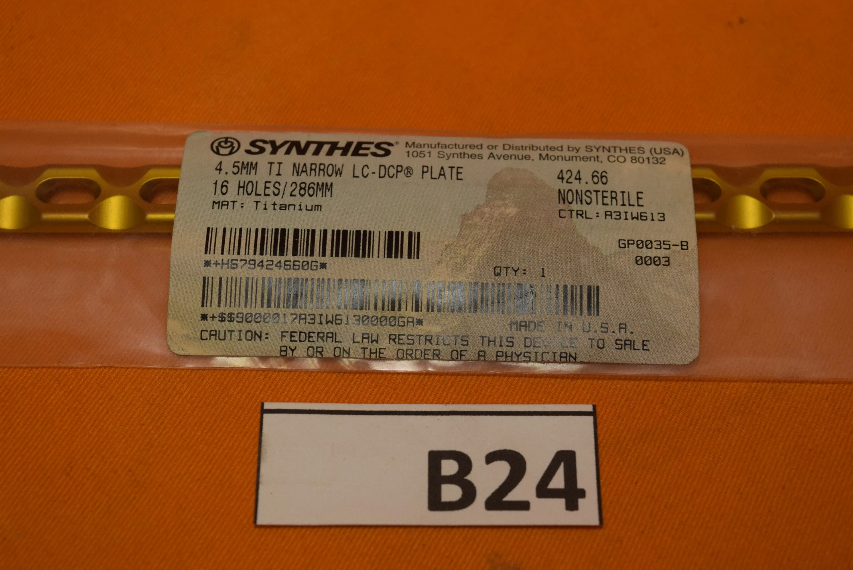Synthes 424.66 Titanium Narrow LC-DCP Plate 4.5 x 286 mm -NEW