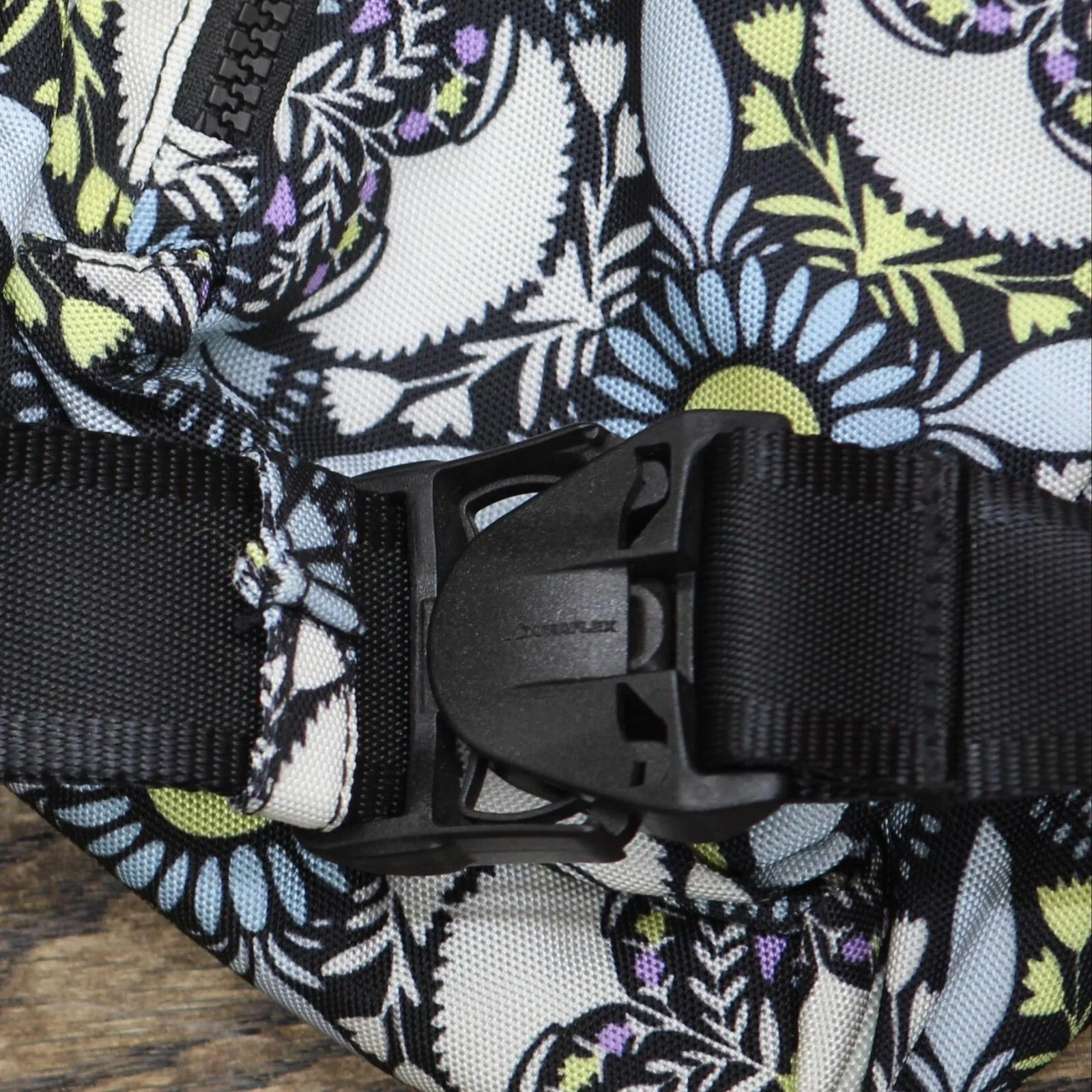 Vera Bradley Womens Sling Backpack with Zip Closure Blue Floral One Size