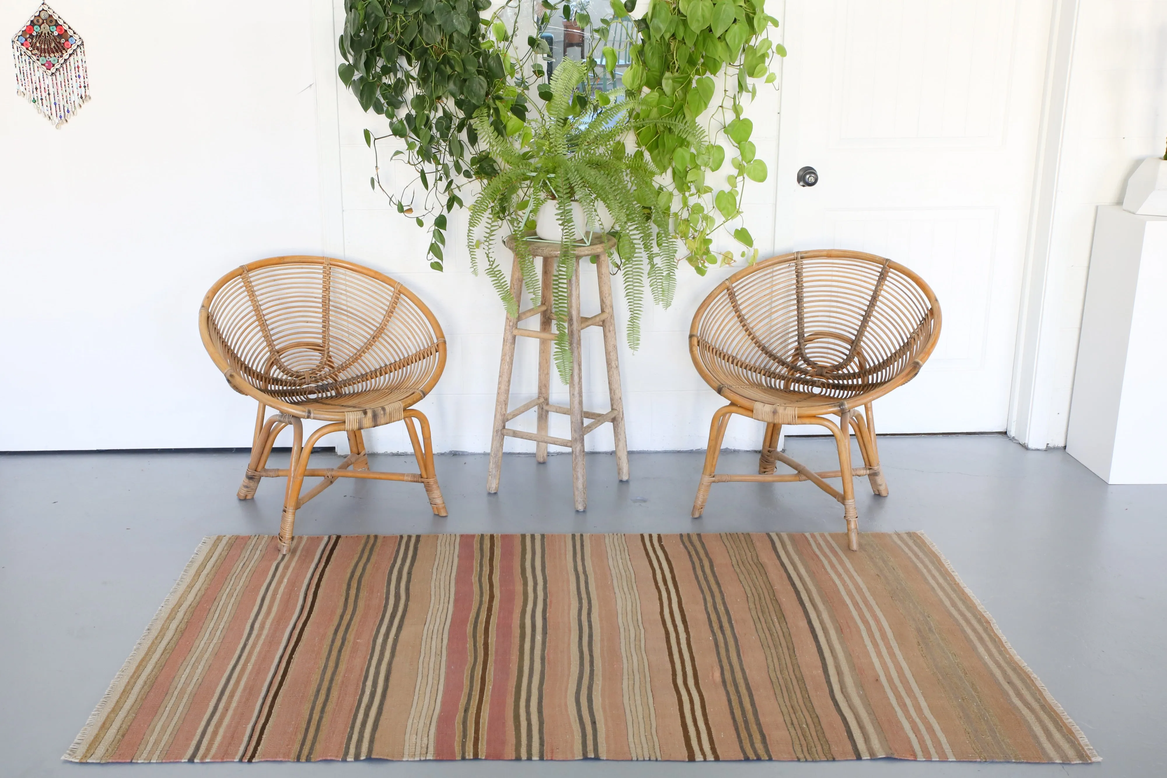 Vintage Anatolian Kilim 3.7ftx6.7ft