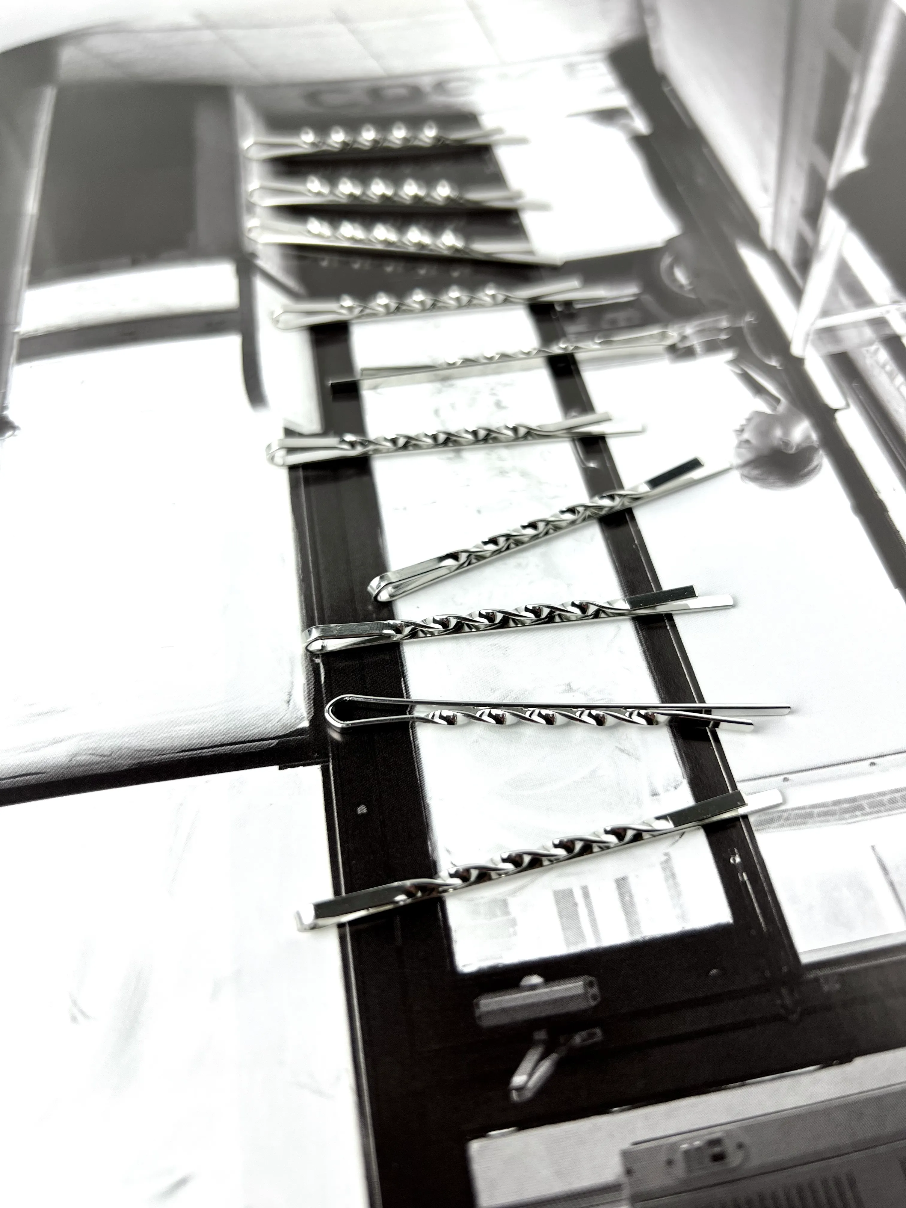 Violin Gunmetal Crystal 14k White Gold Bobby Pin